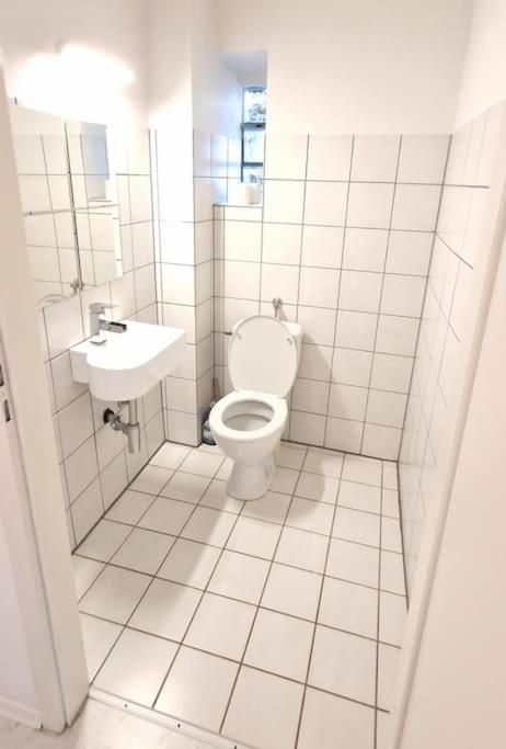 Luna City-Apartment 80Qm 2 Zimmer 2 Baeder 20Km Messe Airport Krefeld Luaran gambar