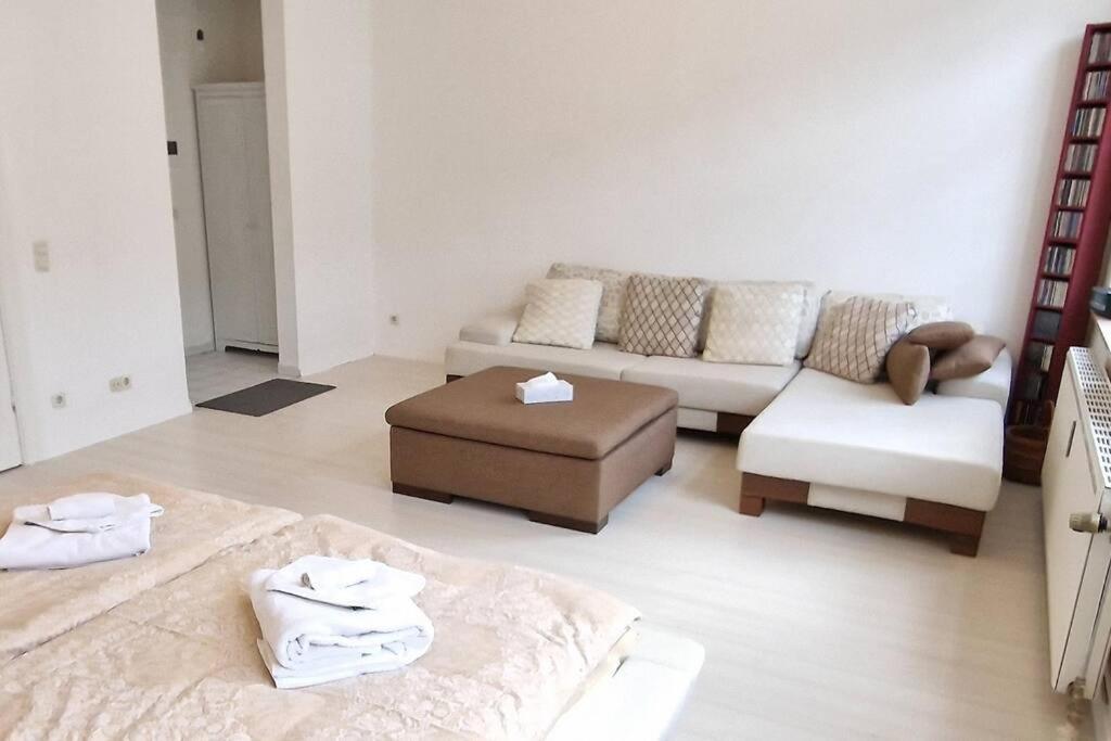 Luna City-Apartment 80Qm 2 Zimmer 2 Baeder 20Km Messe Airport Krefeld Luaran gambar